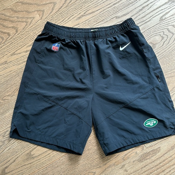 New York NFL Jets 🔥 Black Nike Shorts On-Field Players Practice Shorts #1 - Picture 6 of 6